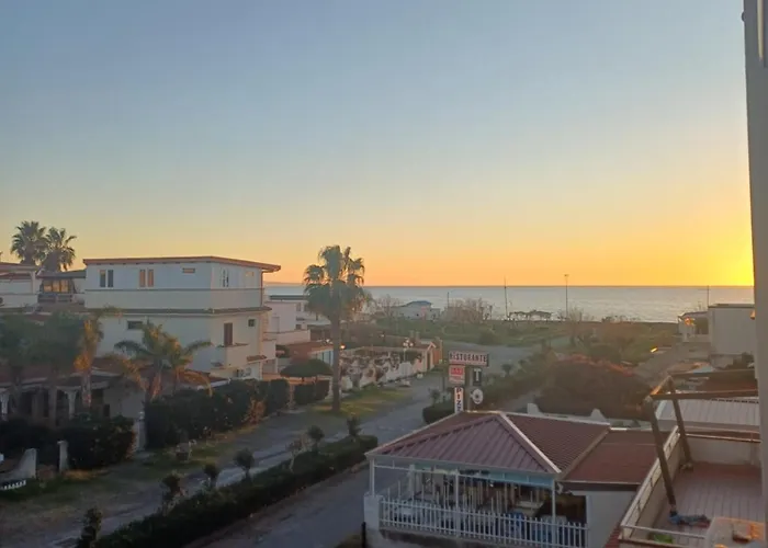 Sun & Sea - Vista Mare Apartamento *